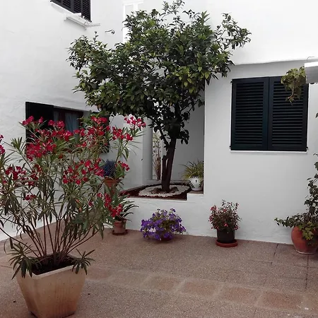 Boutique Hostal Mistral-2